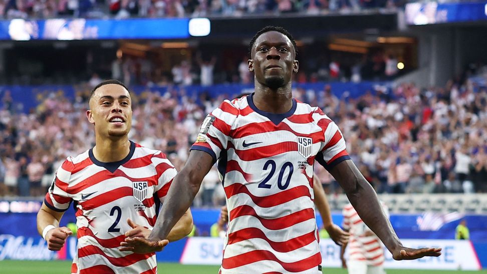 Foto 1 de Estados Unidos vs Paraguay